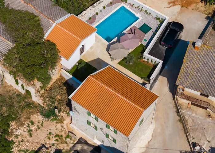 Villa Andrea By Guide