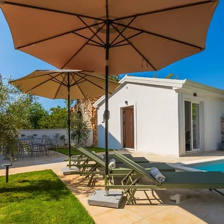 Villa Andrea By Guide Kurjavici