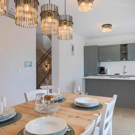 Villa Andrea By Guide Kurjavici