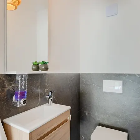 Villa Andrea By Guide *