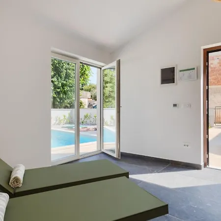 Villa Andrea By Guide