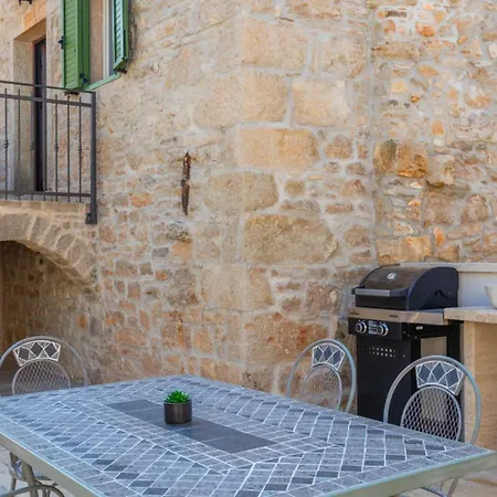 Villa Andrea By Guide Kurjavici